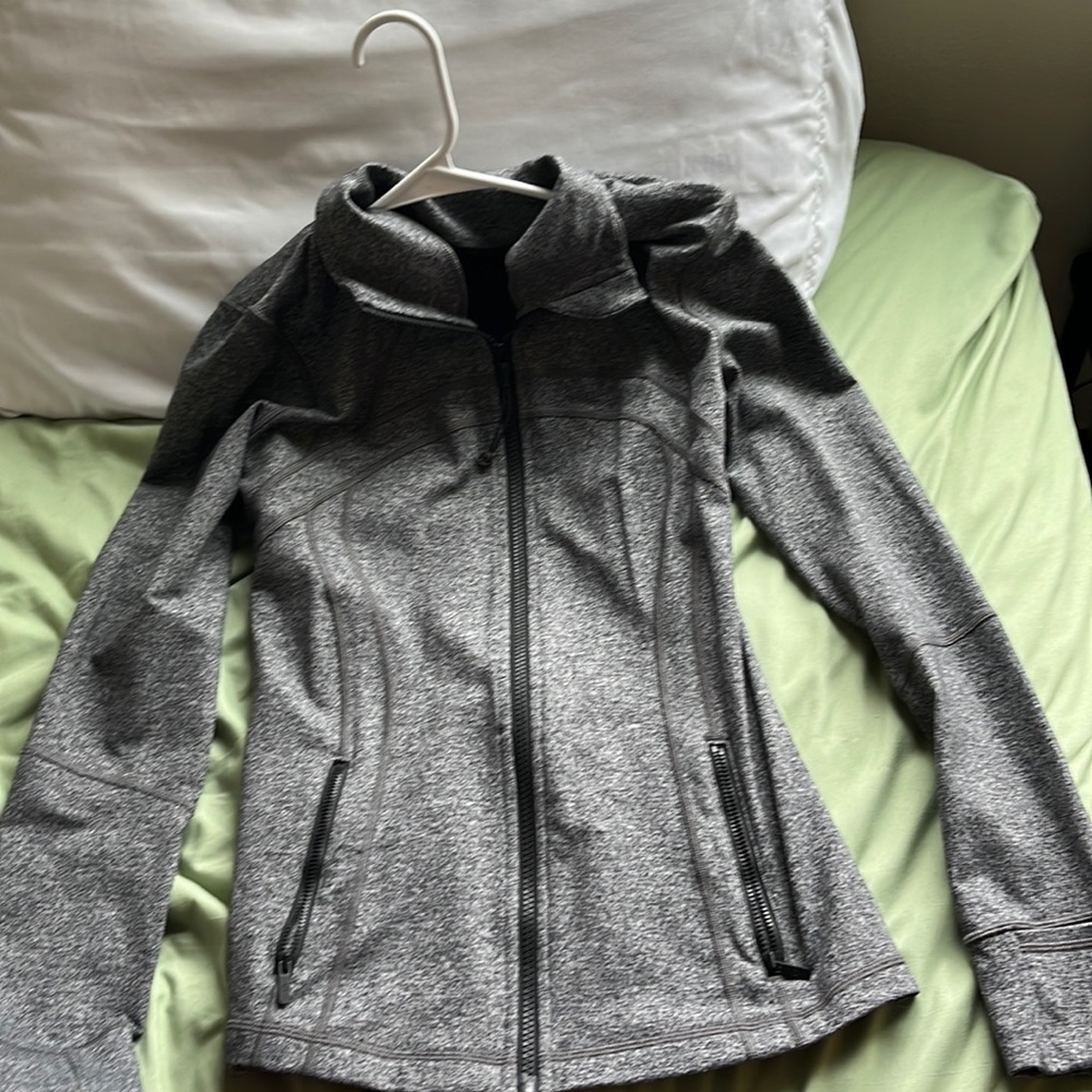 gray align lululemon jacket